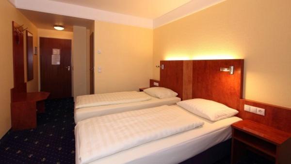 Aparthotel Astro - Nichtraucherhotel Штутгарт Номер фото