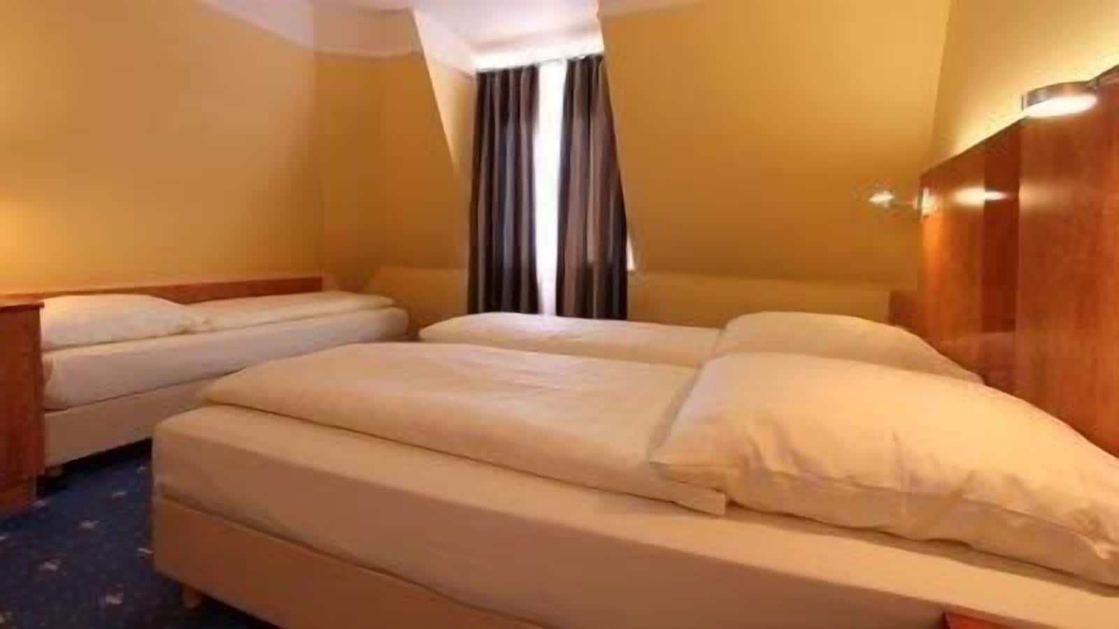 Aparthotel Astro - Nichtraucherhotel Штутгарт Экстерьер фото