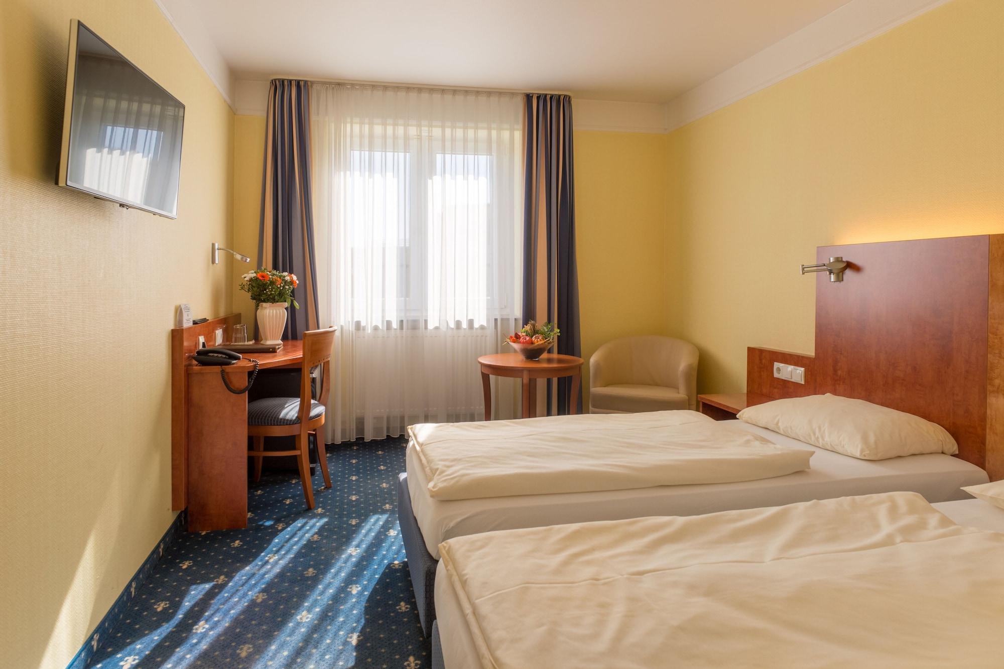 Aparthotel Astro - Nichtraucherhotel Штутгарт Экстерьер фото
