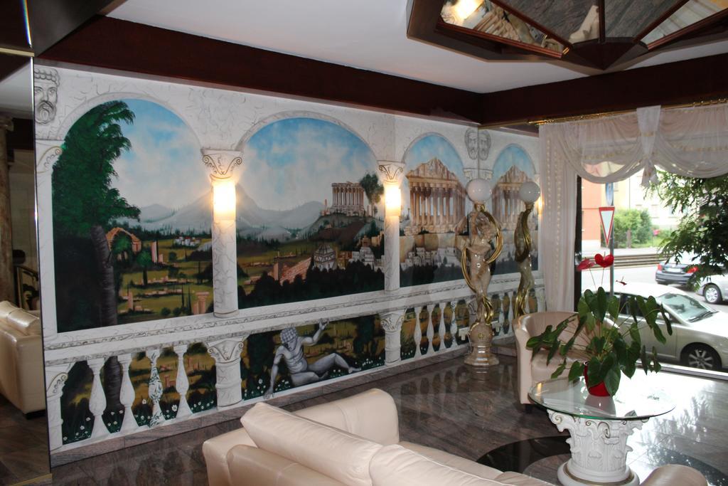 Aparthotel Astro - Nichtraucherhotel Штутгарт Экстерьер фото