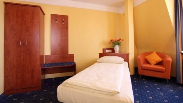 Aparthotel Astro - Nichtraucherhotel Штутгарт Экстерьер фото